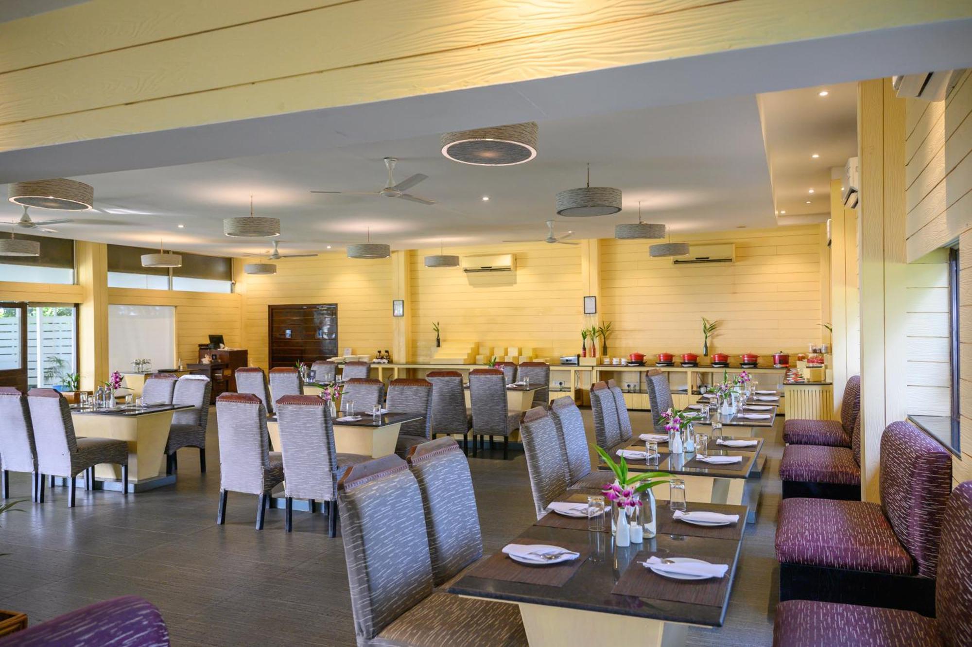 מלון Sinclairs Retreat Dooars, Chālsa מראה חיצוני תמונה