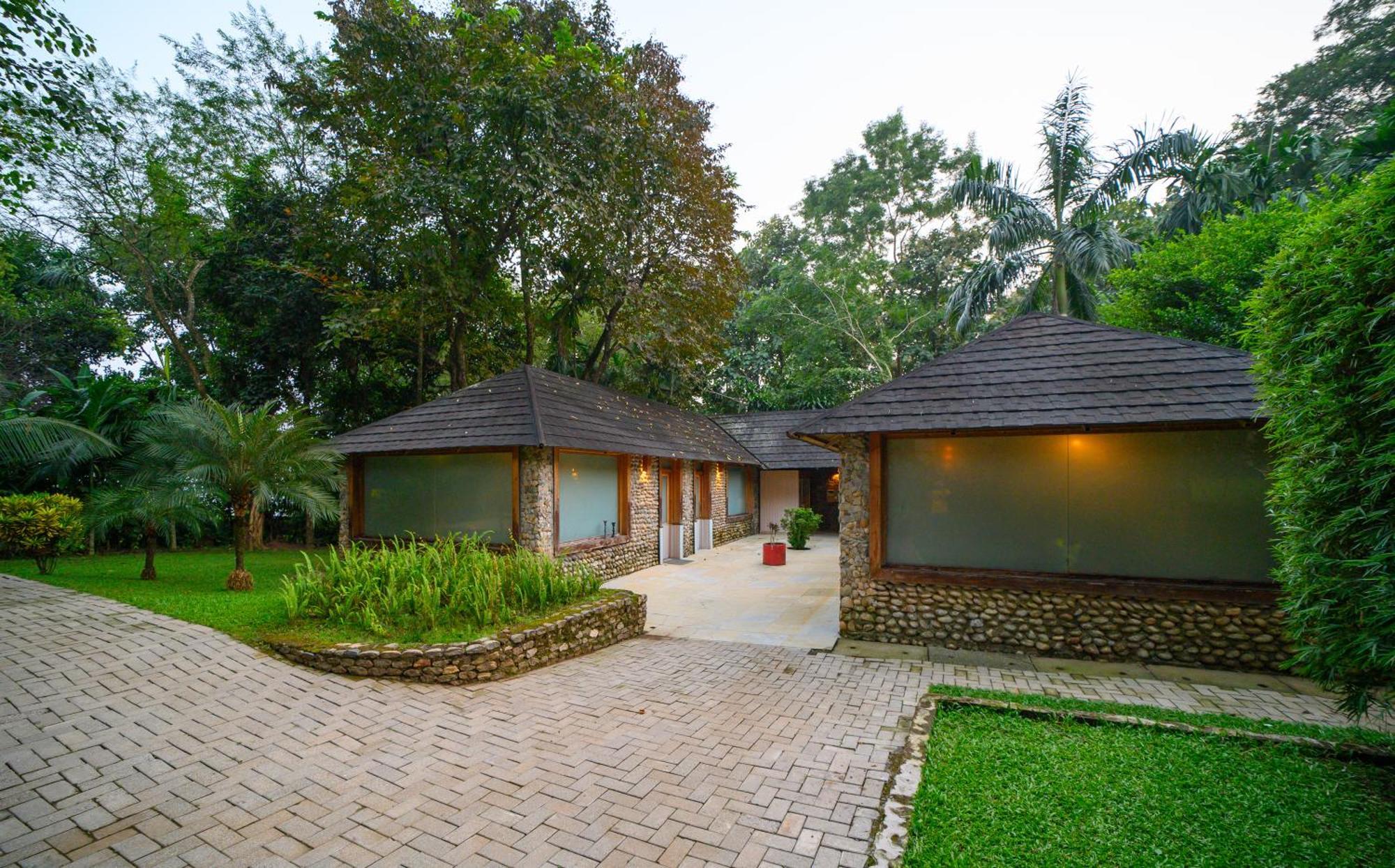 מלון Sinclairs Retreat Dooars, Chālsa מראה חיצוני תמונה
