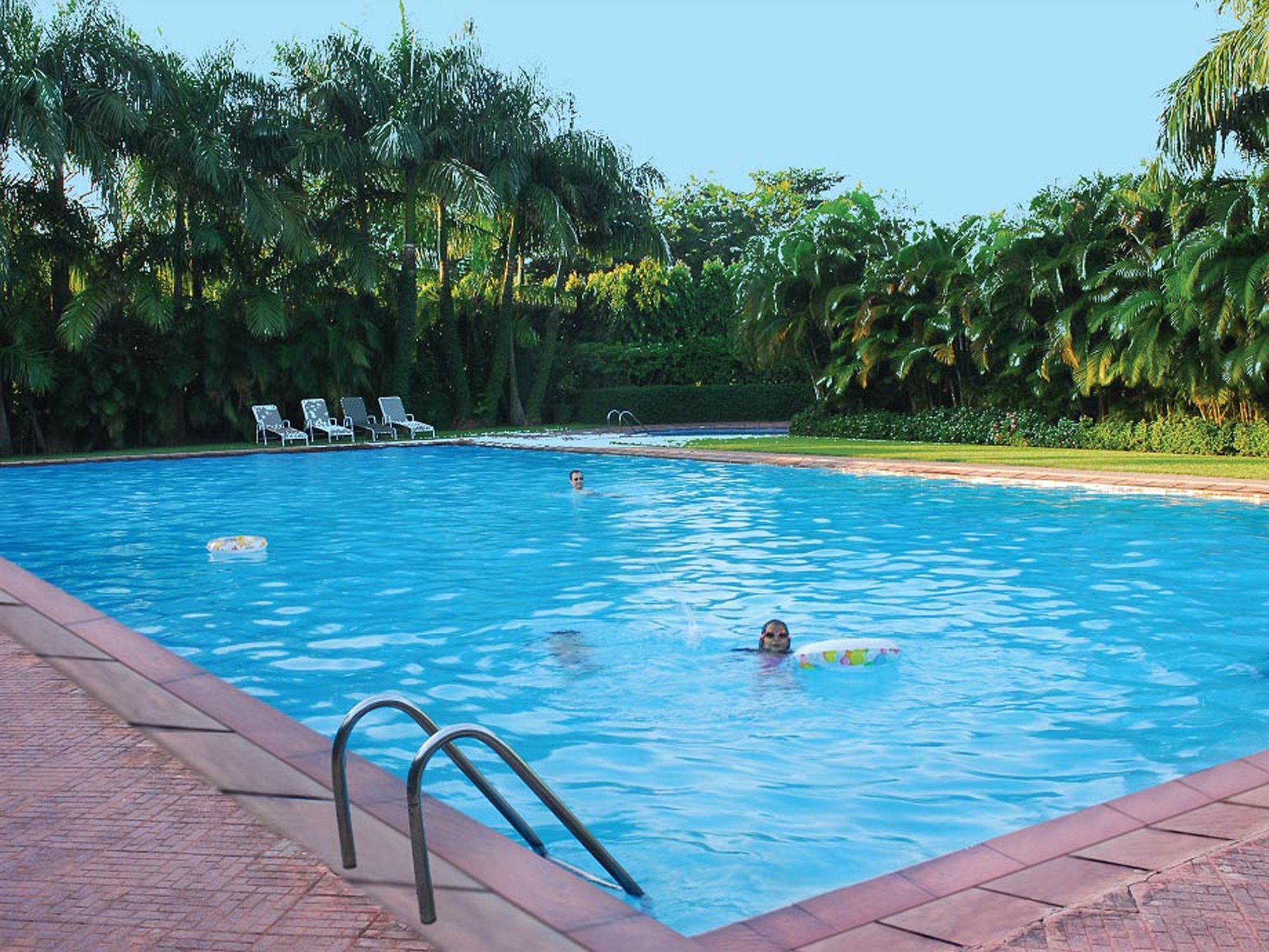 מלון Sinclairs Retreat Dooars, Chālsa מראה חיצוני תמונה